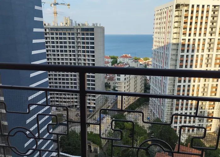 Apartment 1 к аркадия с балконом и морем *